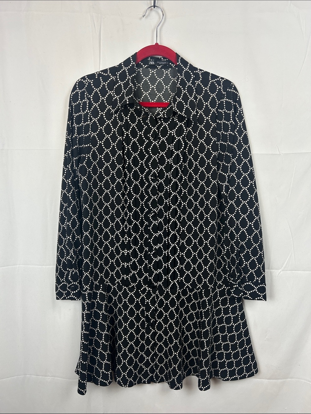 Zara Black Long-Sleeve Shirt Dress with White Chain-Link Pattern